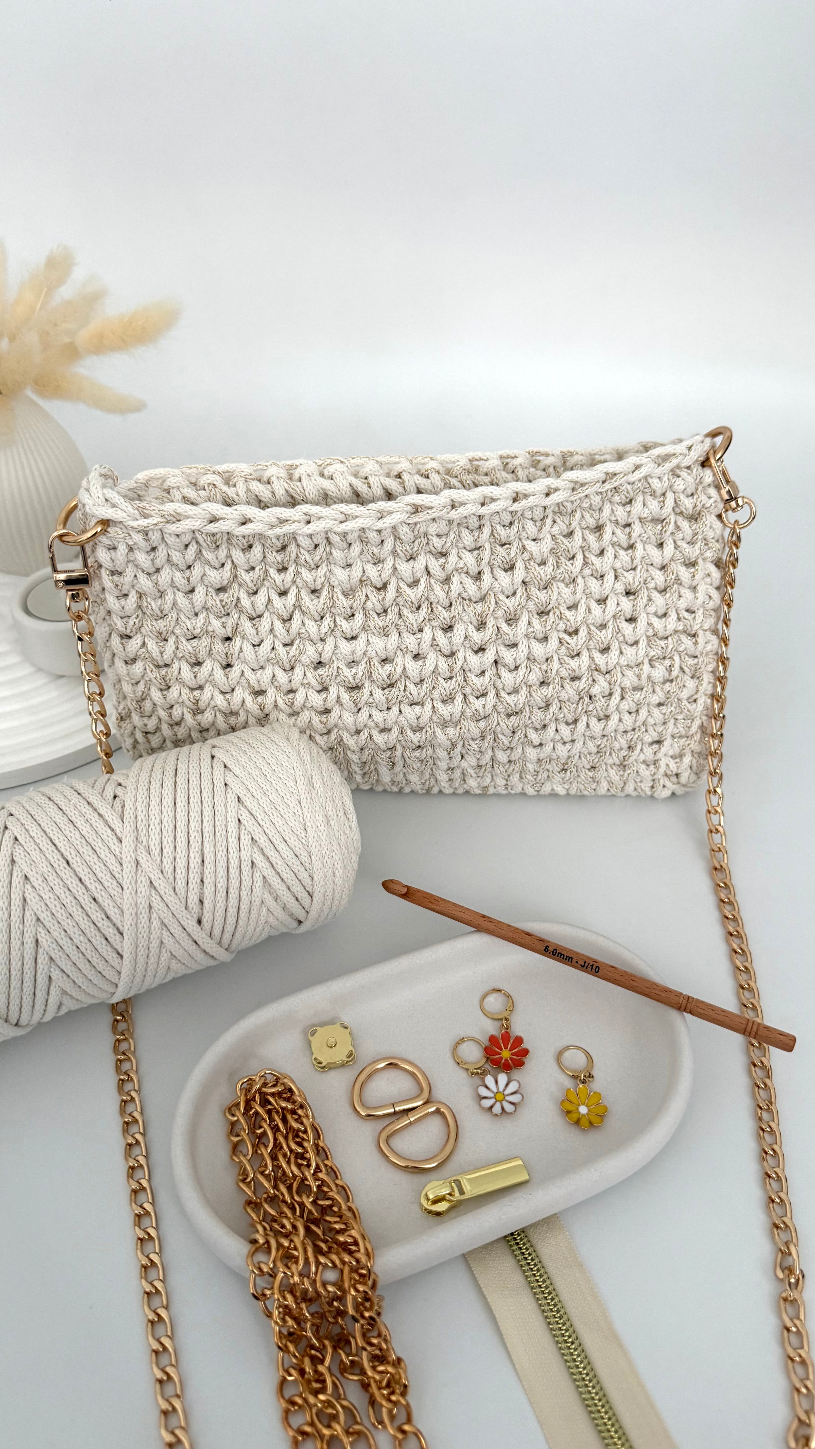 DIY-Set kleine Schultertasche mit V-Muster