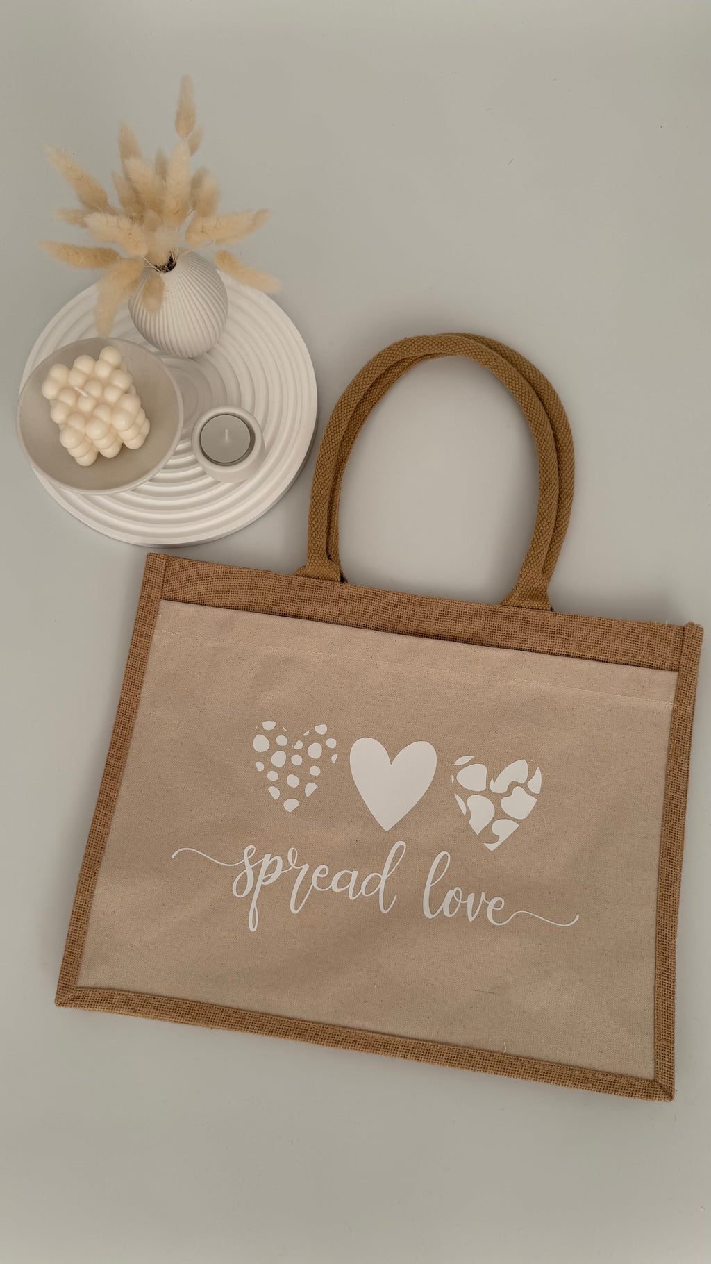 Shopper "Spread Love"