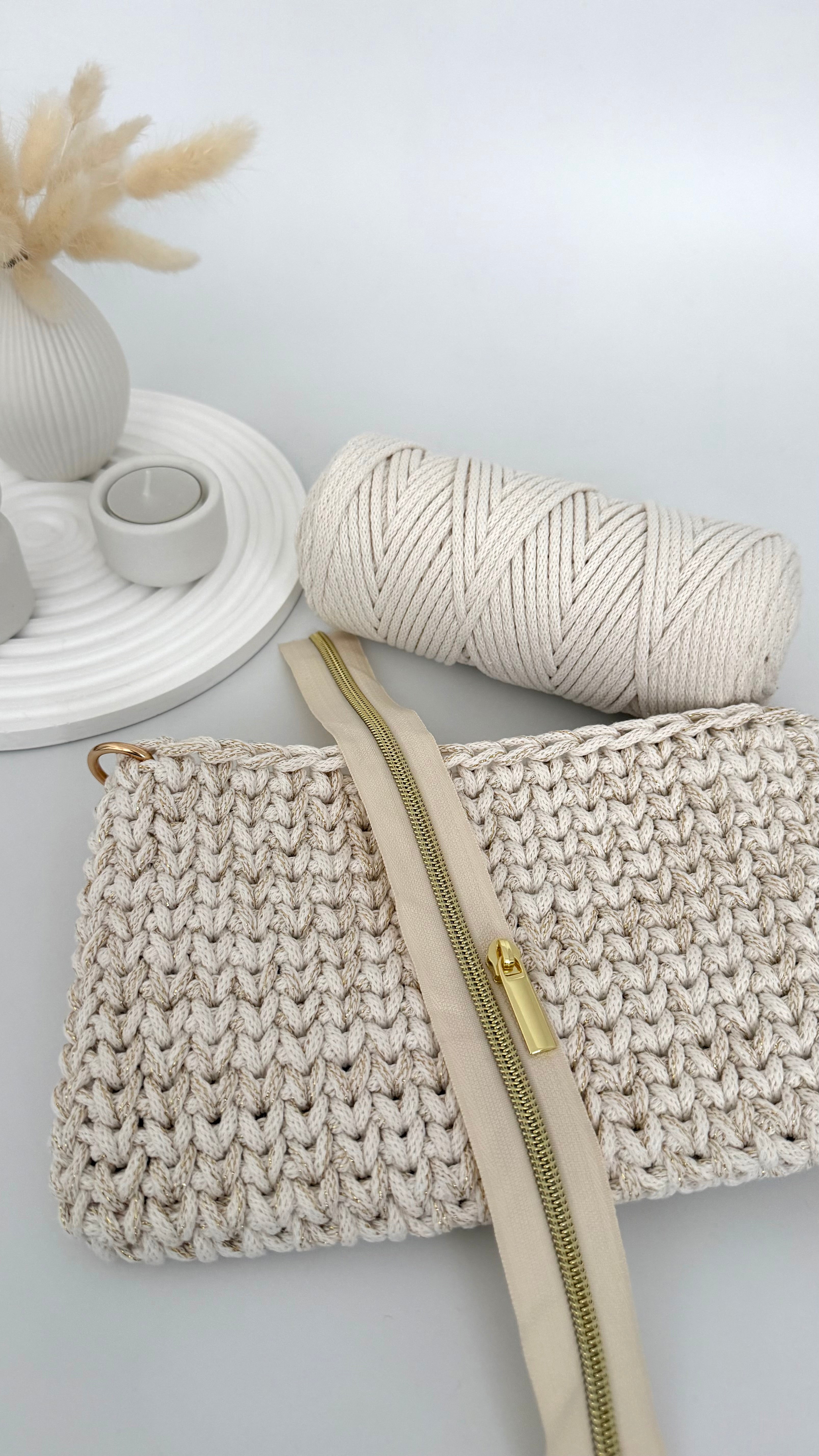 DIY-Set kleine Schultertasche mit V-Muster